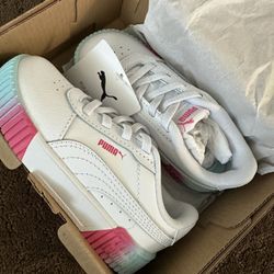 Toddler Size 9 Pumas
