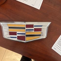 Escalade Emblem 