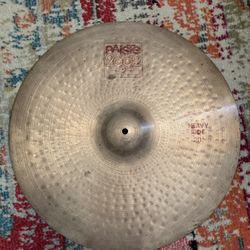 1983 Paiste 2002 Ride Cymbal For Drum Set 20” Heavy Ride. No cracks and sounds great!
