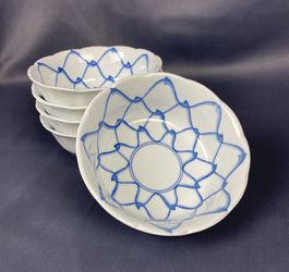 Arita Japanese porcelain bowls