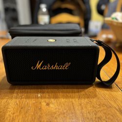 Marshall Middleton Bluetooth Speaker