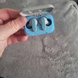 Air Pods Skull Candy