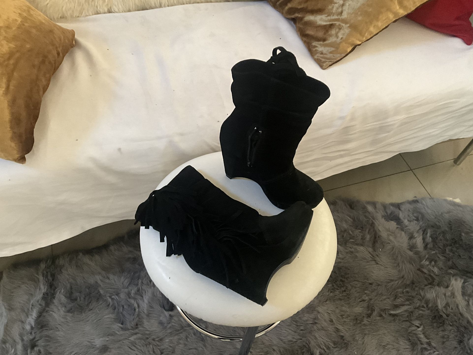 Matisse Baltic Black Suede Fringe Boots 6M