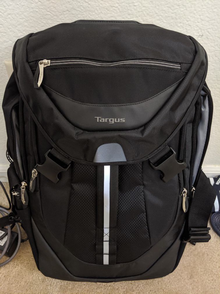 Laptop backpack Targus 17 (new; retails $100)