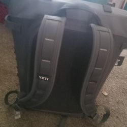 Yeti Back Pack Cooler