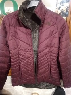 New Women's North Face Jacket