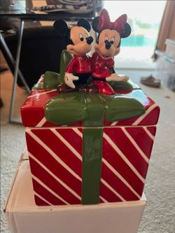 Disney Parks Cookie Jar Minnie and Mickey