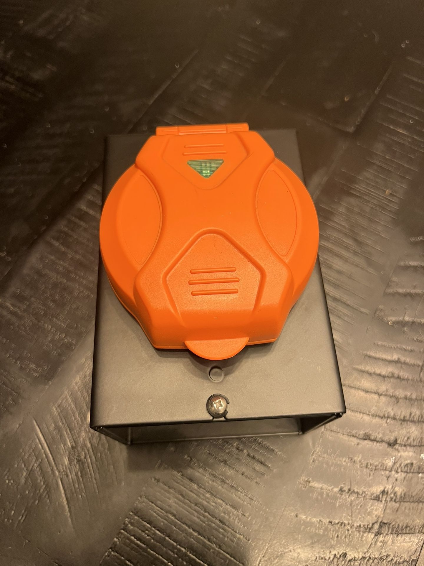 Weatherproof Illuminated 30 Amp L5-30P 120V AC Wall Mount Power Inlet Receptacle