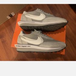 Nike Waffle SACAI Grey Sz 9.5