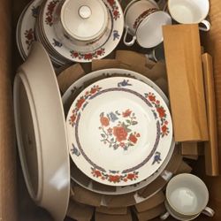 VINTAGE CROWN MING FINE CHINA JIAN SHIANG 45 PIECES DINNER WARE SET
