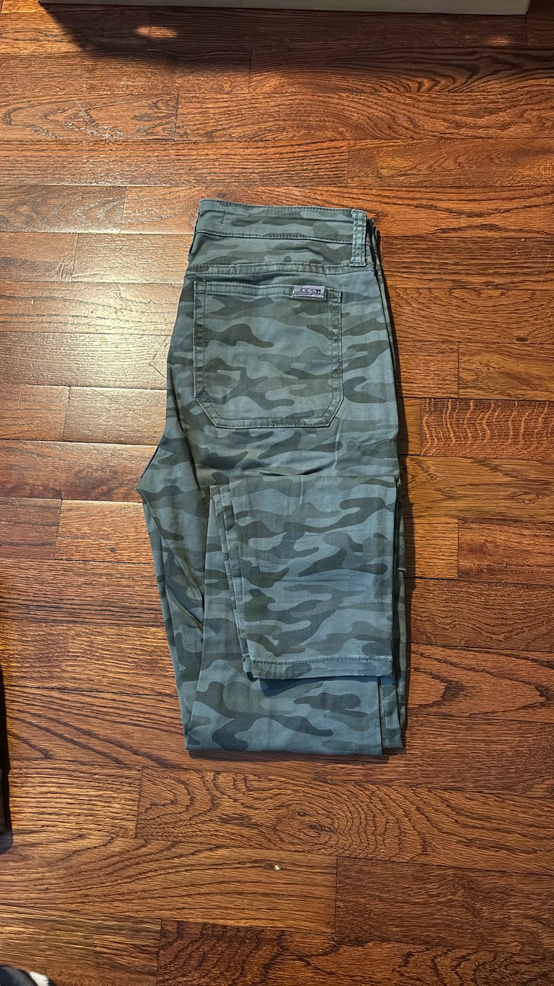 Joe’s Utility Jogger, Camo, Size 26