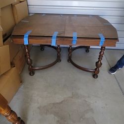 150 Years Old ANTIQUE DINING TABLE, NEEDs Tlc