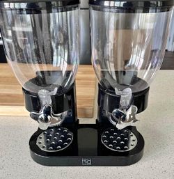 Cereal dispenser