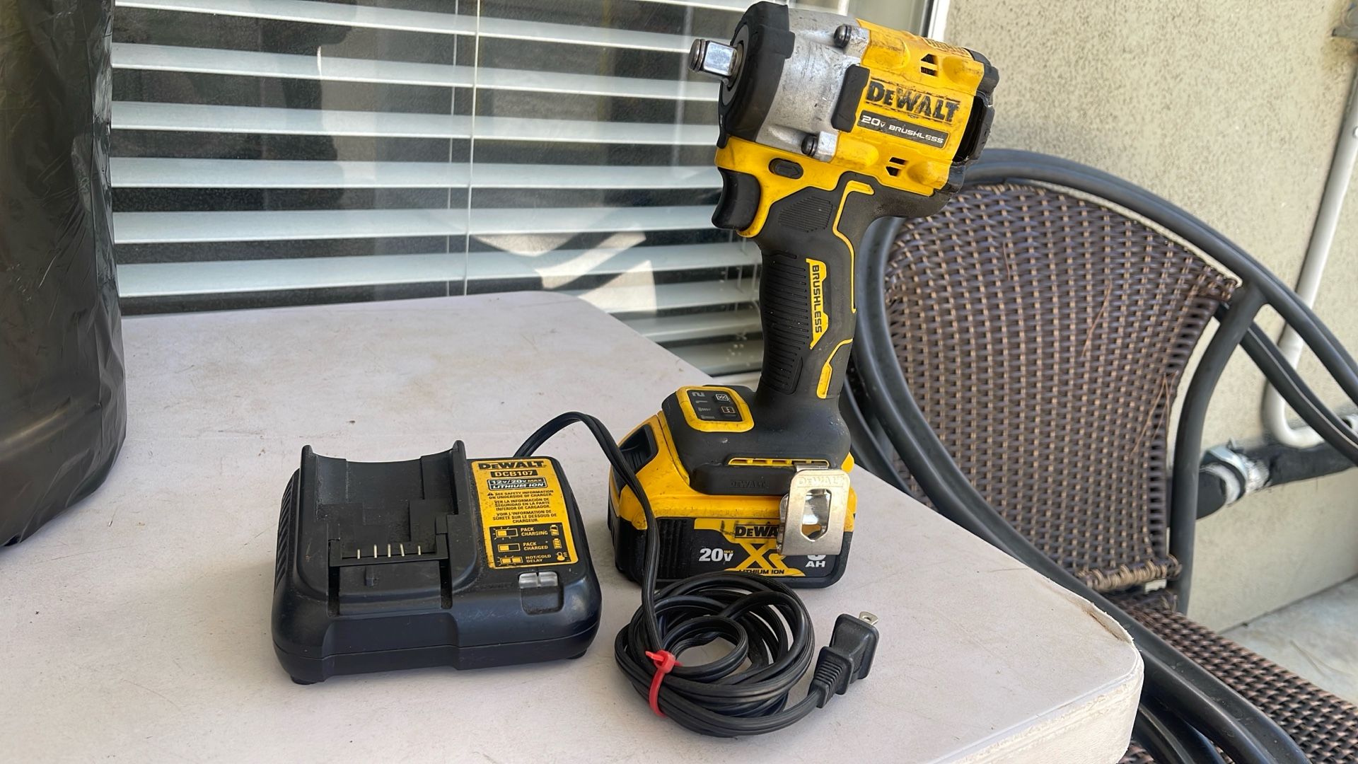 1/2 Impact Wrench. With Battery and Charger