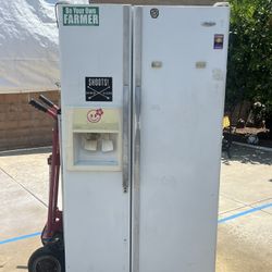 Refrigerator 