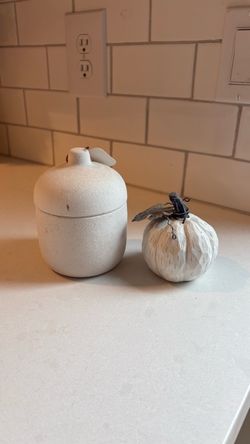 Pumpkin decor and candle