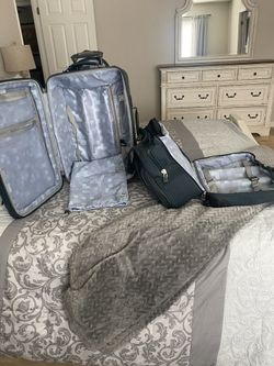 Luggage Set