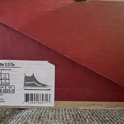 Sk8 Hi Mte 2.0 Gray