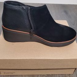 Clarks Shoes Size 7