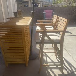 Acacia Wood Bar And Bar Stools Set W/cushions