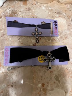 Pair of new cross chokers