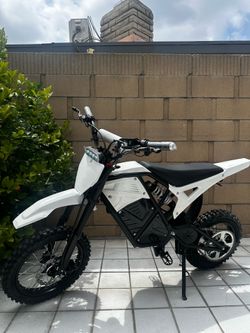 Brand new Off Road Electric Mini Dirt bike Top speed 38Mph , 55Miles Range