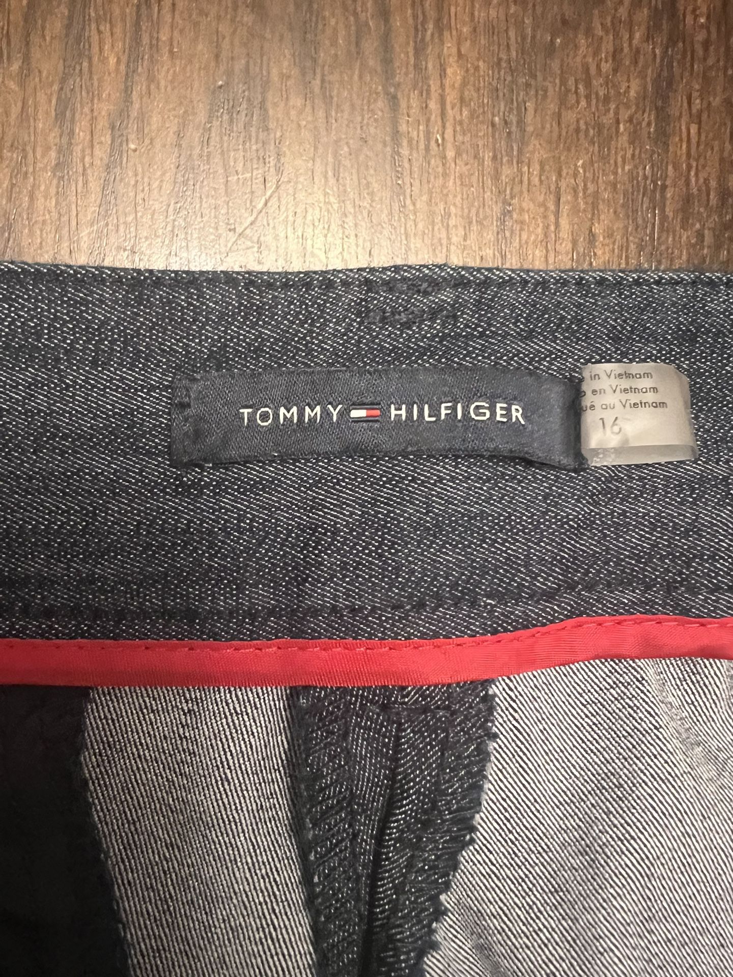 Tommy Hilfiger