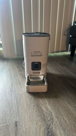 Automatic Pet Feeder
