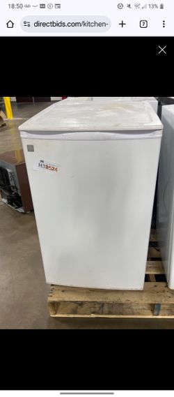 Mini fridge $75 Best Offer