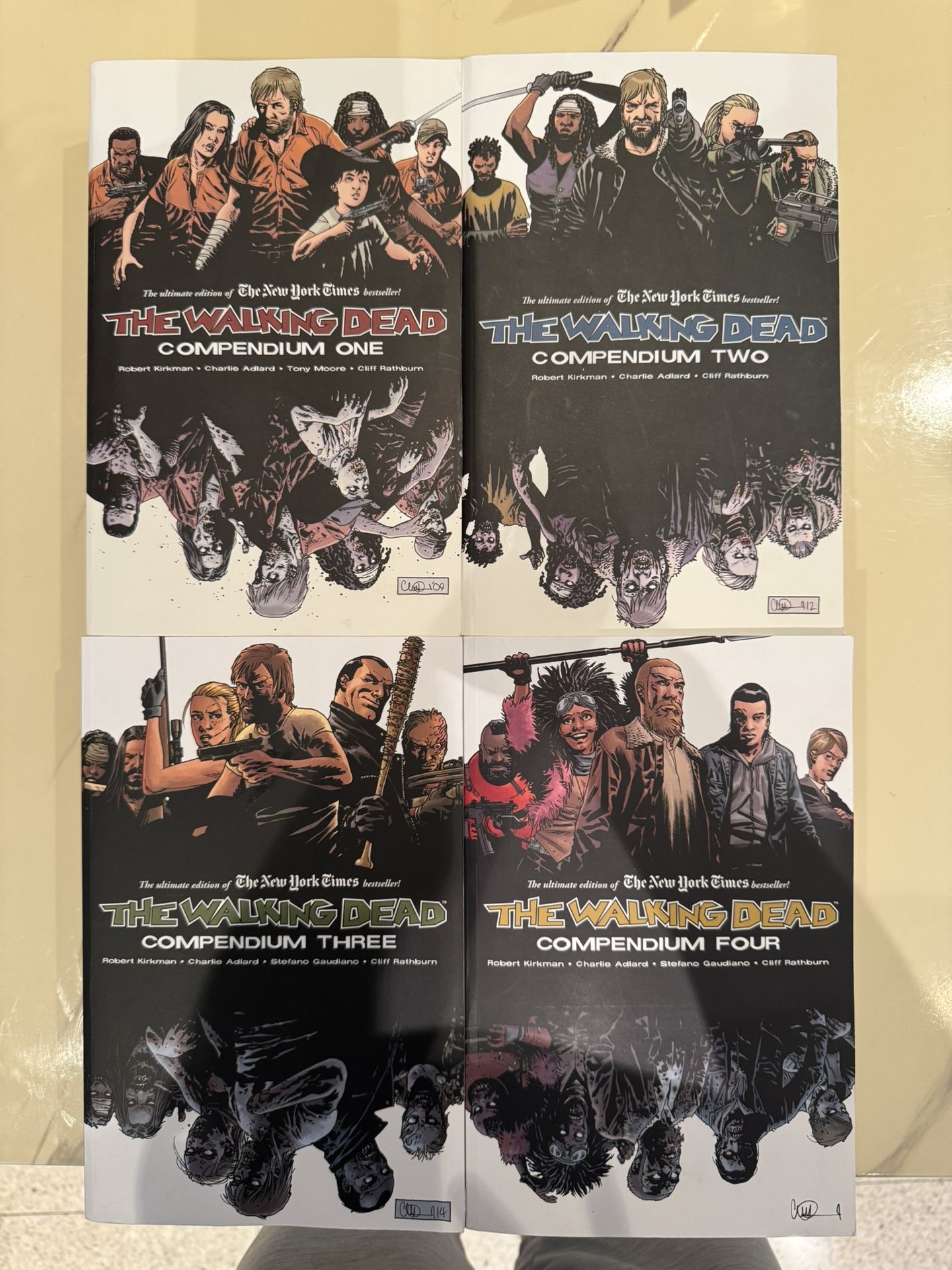 The Walking Dead Compendium 1-4