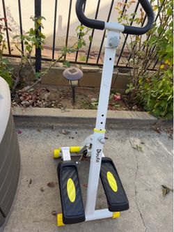 Exercise step machine in excellent condition