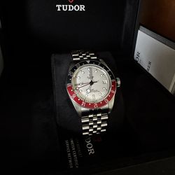 Tudor black bay