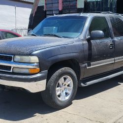 2005 chevy tahoe 4x4 for parts
Runs owes tags Corre bien sedeven placas