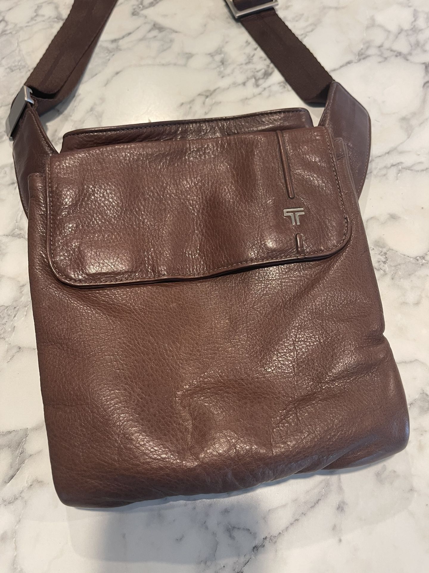 TUMI Leather Crossover New