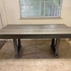 Dinner Table 