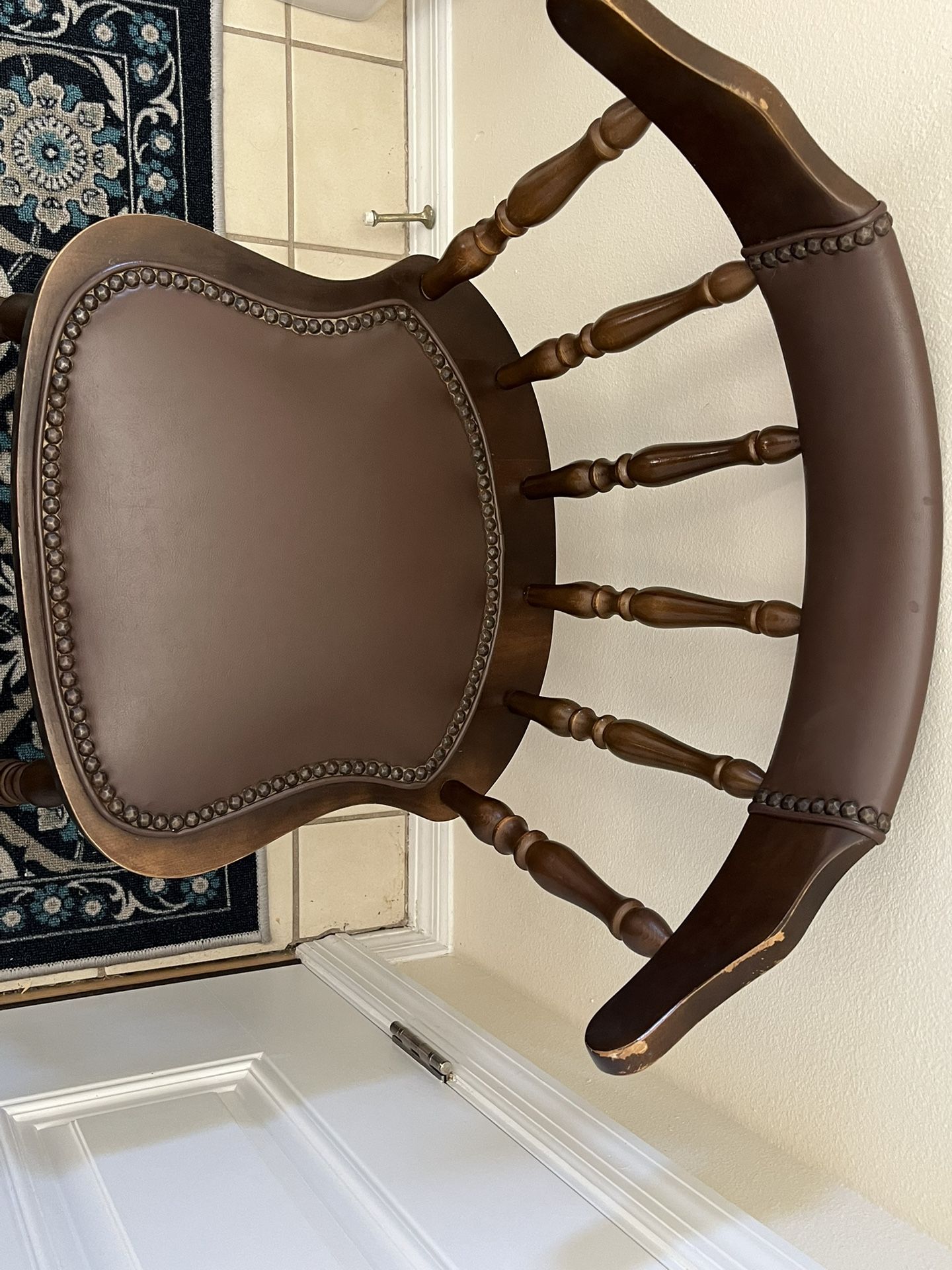 Vintage Colonial Style Spindled Windsor Back Dining Chair Wood & Nailhead Trim