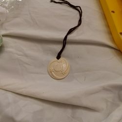2003 Avon Haiku Awakenings Ceramic Necklace 