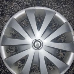 2016 Nissan Versa Hubcaps