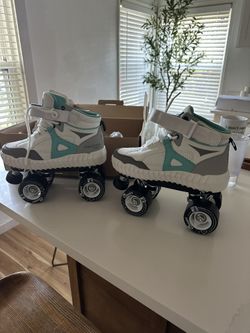 Roller derby Skates