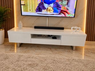 White Tv Console