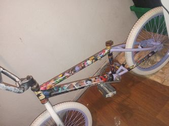 20 inch viper diamondback frame  with custom batman comic wrap
