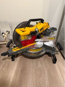 Dewalt Cordless 12” Miter Saw