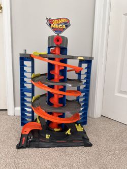 Hot Wheels Mega Garage