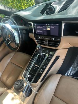 2021 Porsche Macan