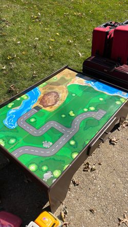 Play table