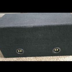Selling This Two 12' Kicker I Dont Need It Its Almost New I Never Used It I Suppose To Instale It In My Car But I Dont Have Time For It. Shot An Offer