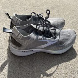 Brooks Levitate 4 - Running Shoes