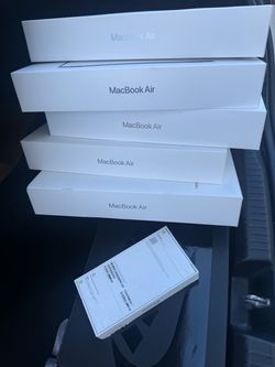 Macbook 13 inch m5