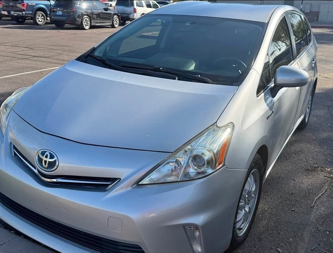 2014 Toyota Prius V