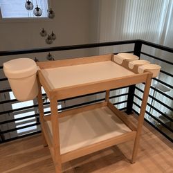 Ikea Changing Table With Accessories 